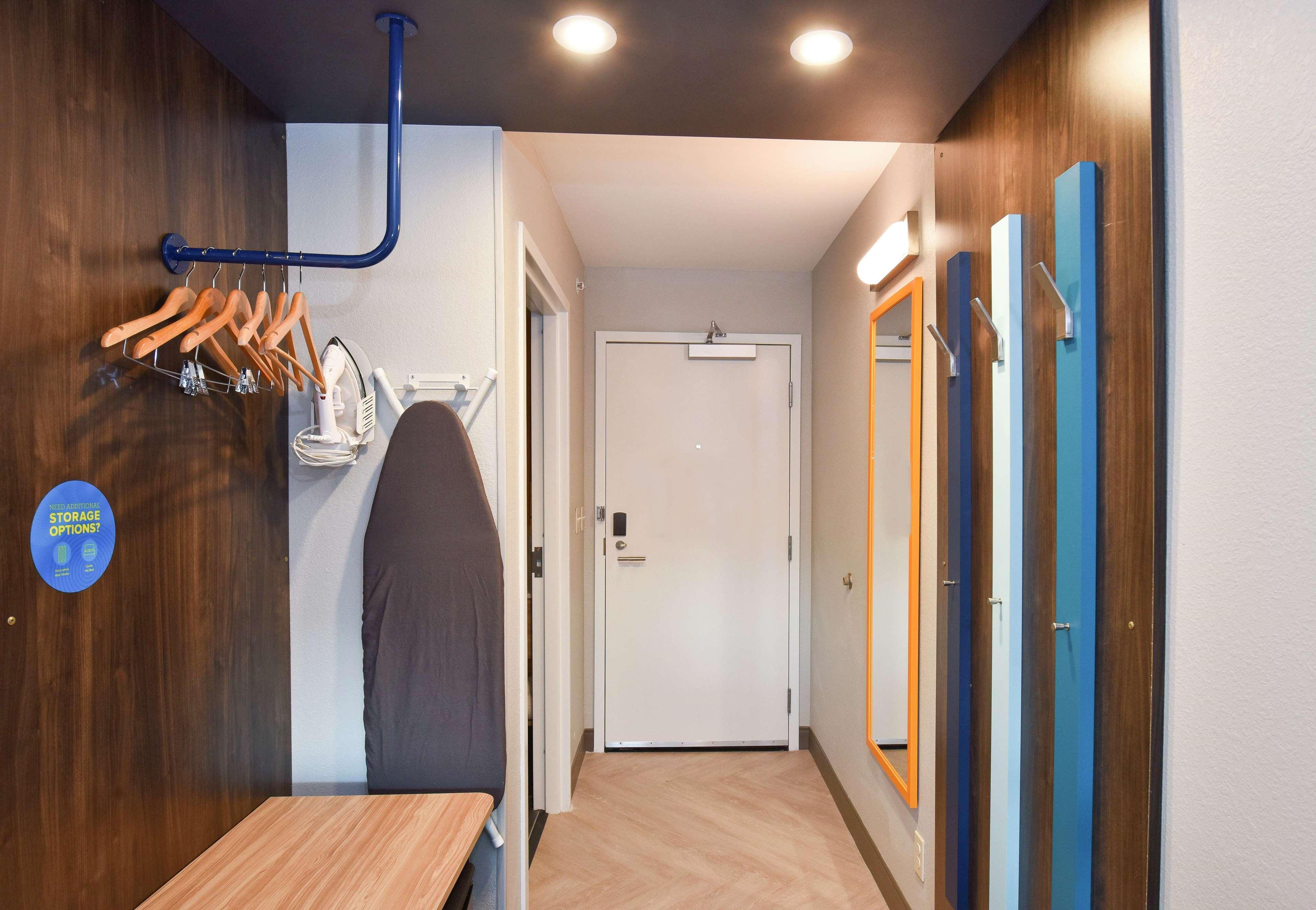 Hotel Tru By Hilton Lawrence Exterior foto